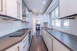 Kitchen- click for photo gallery